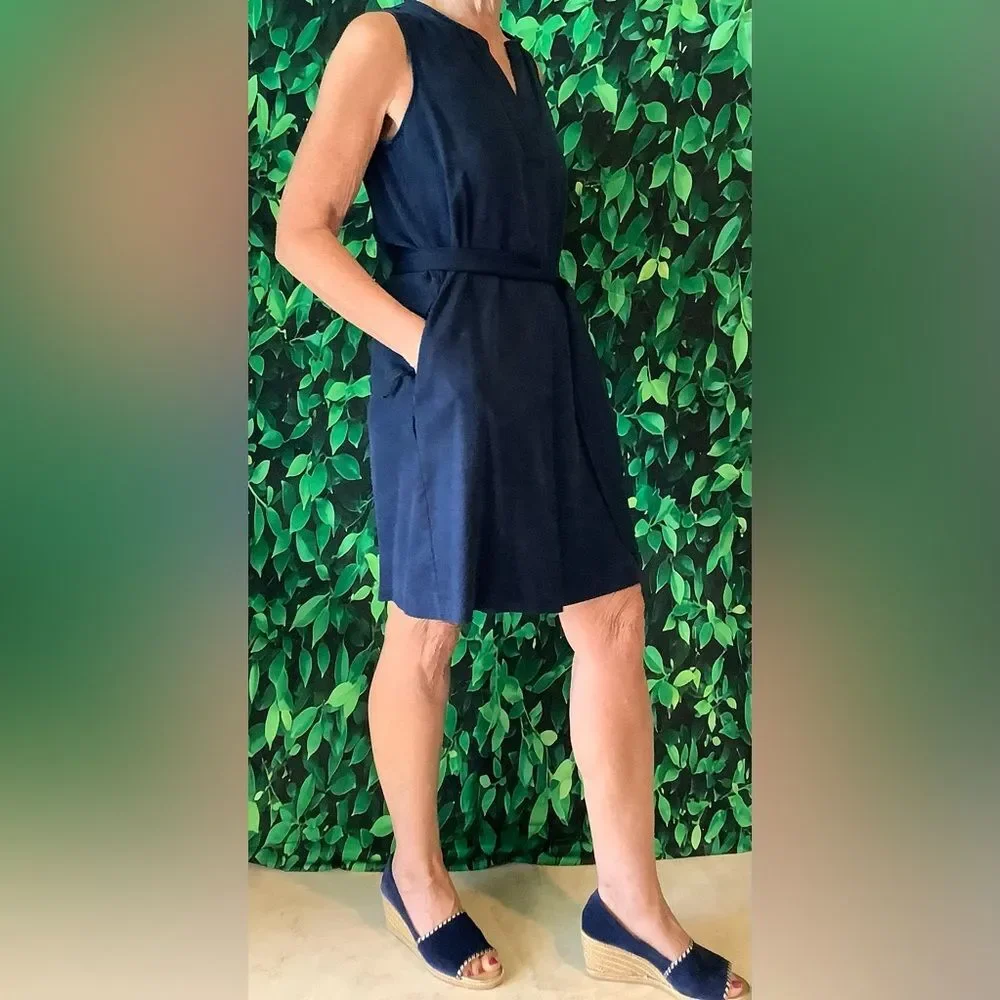 📘 Ann Taylor Navy V-Neck Dress – Belted, Sleeveless, Pockets – Size 4 - Picture 3 of 6